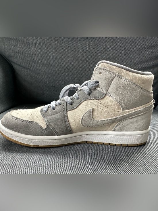 Nike Air Jordan 1 Mid SE Coconut Milk & Grey – Mens Size 8 EUC- DN4281-100 NoBOX main image 5